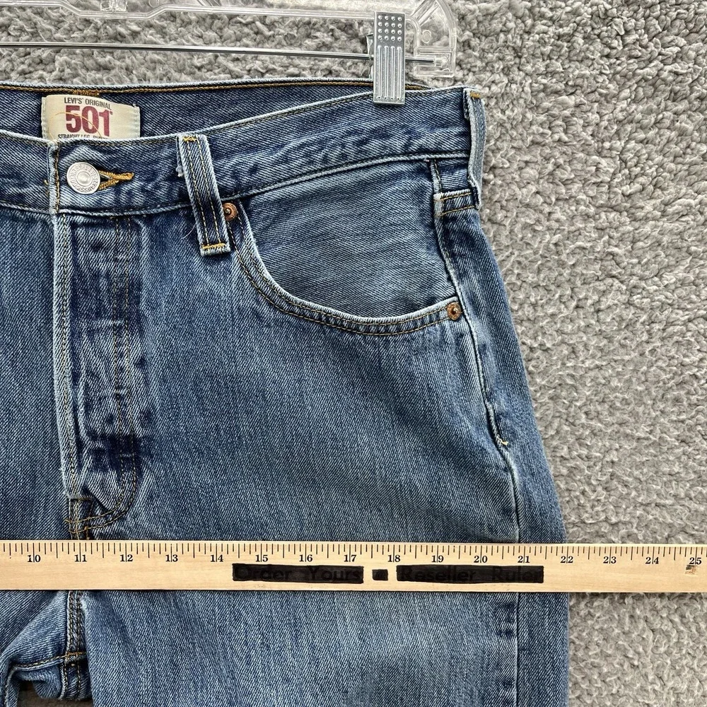 VTG Levis 501 Jeans Mens 34X33 Blue Straight Leg Button Fly Y2K Denim